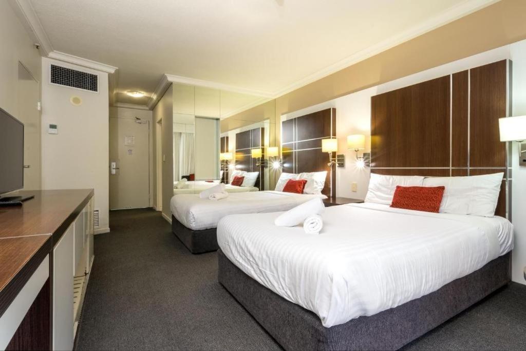 Close To Everything! Beautiful Hotel Studio'S, Sleeps 4 Gold Coast Exterior photo